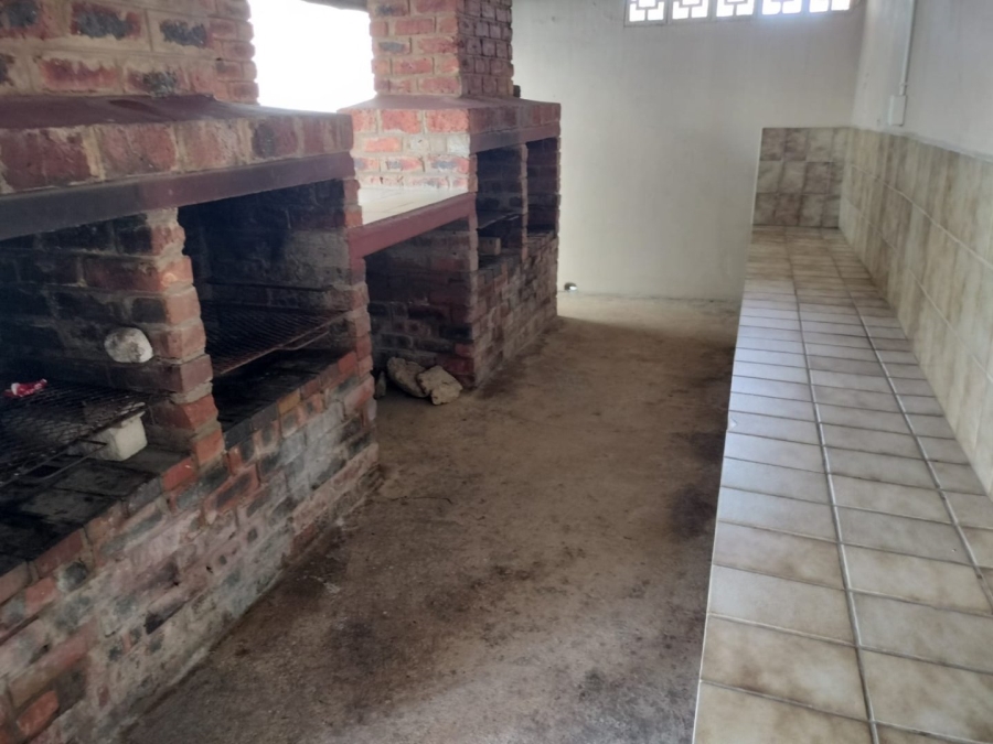 2 Bedroom Property for Sale in Margate KwaZulu-Natal