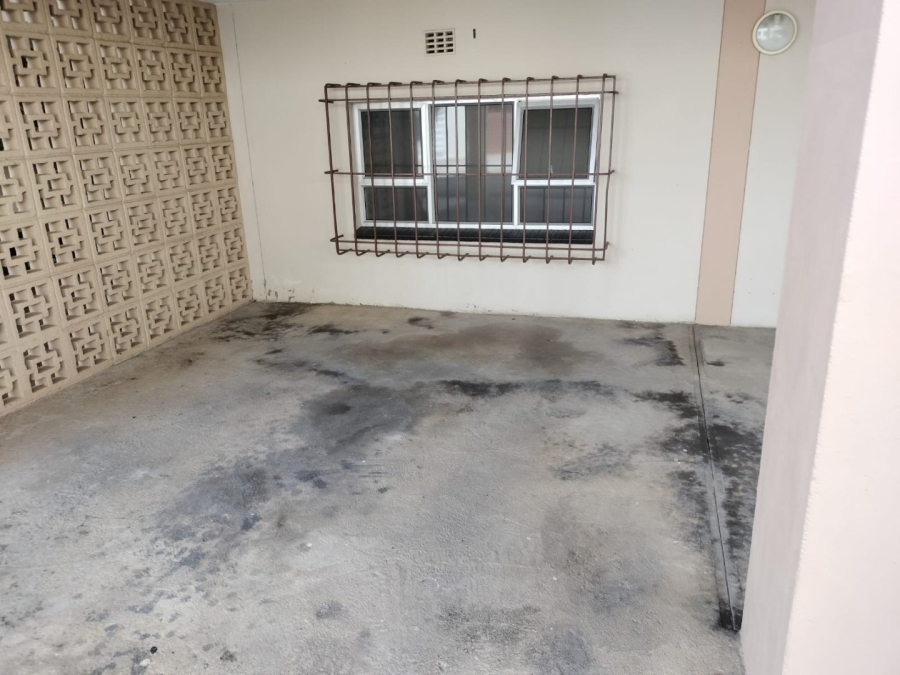 2 Bedroom Property for Sale in Margate KwaZulu-Natal