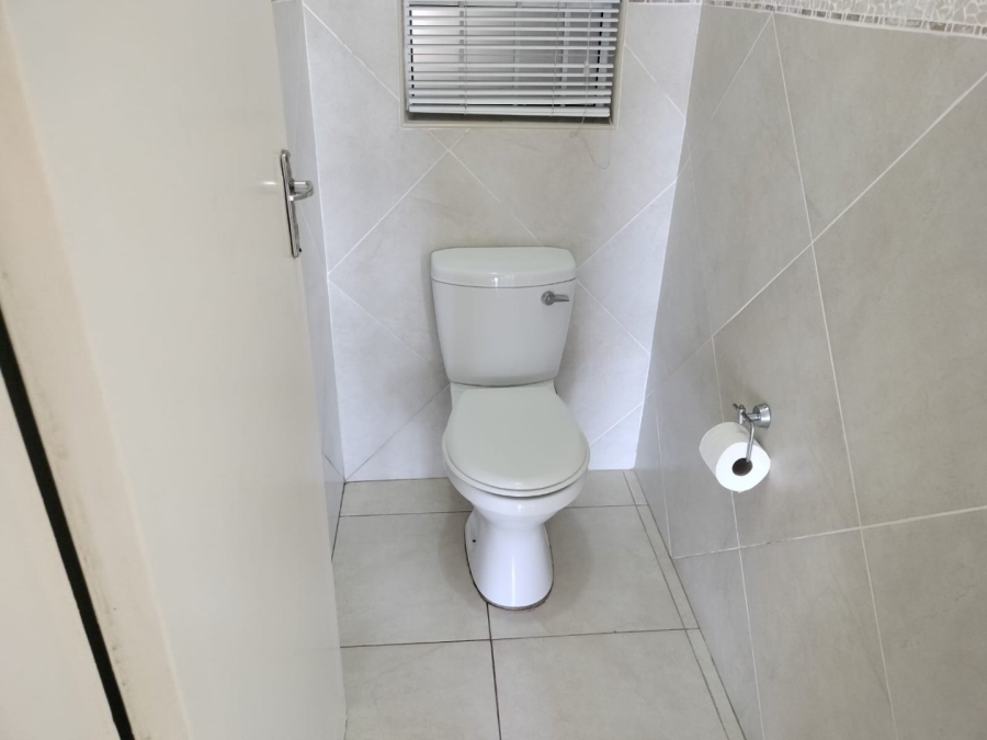 2 Bedroom Property for Sale in Margate KwaZulu-Natal