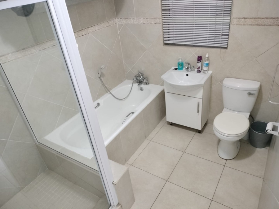 2 Bedroom Property for Sale in Margate KwaZulu-Natal