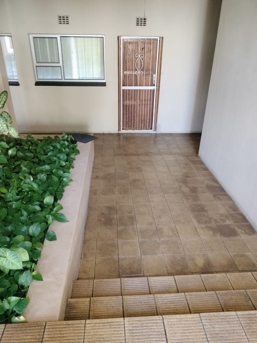 2 Bedroom Property for Sale in Margate KwaZulu-Natal