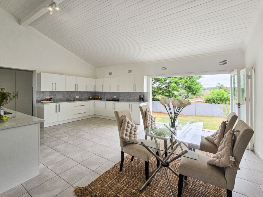 3 Bedroom Property for Sale in Manaba Beach KwaZulu-Natal