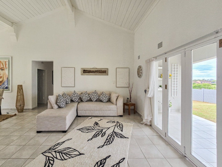 3 Bedroom Property for Sale in Manaba Beach KwaZulu-Natal