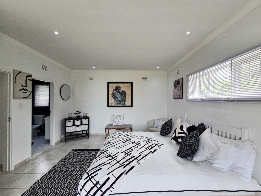 3 Bedroom Property for Sale in Manaba Beach KwaZulu-Natal