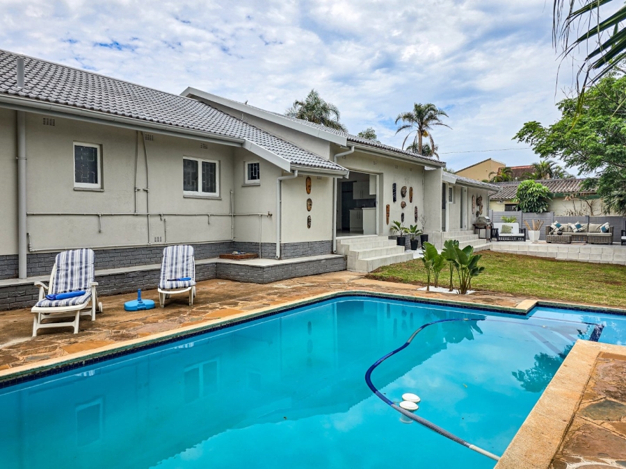 3 Bedroom Property for Sale in Manaba Beach KwaZulu-Natal