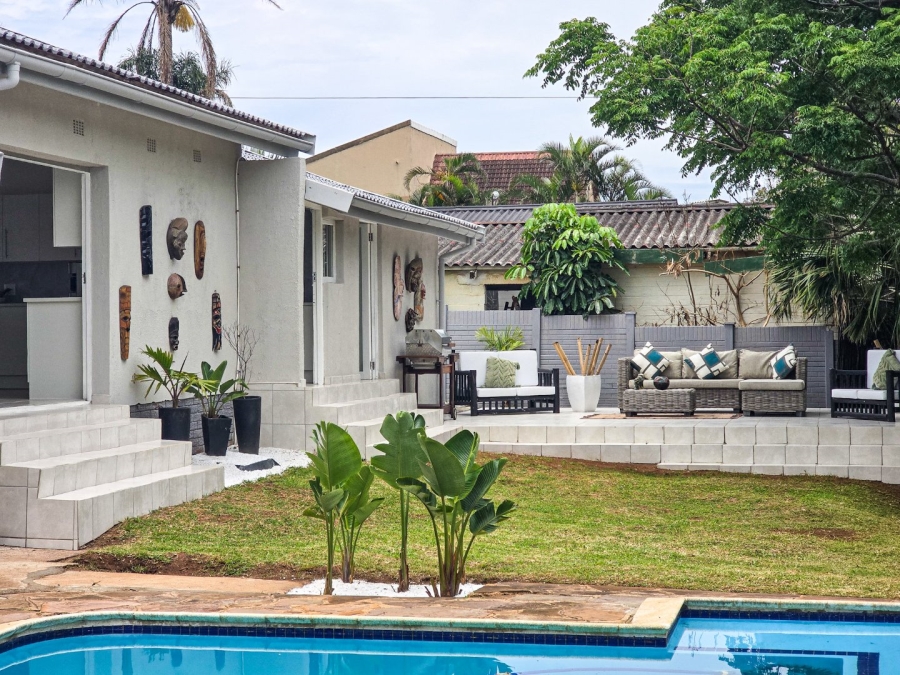 3 Bedroom Property for Sale in Manaba Beach KwaZulu-Natal