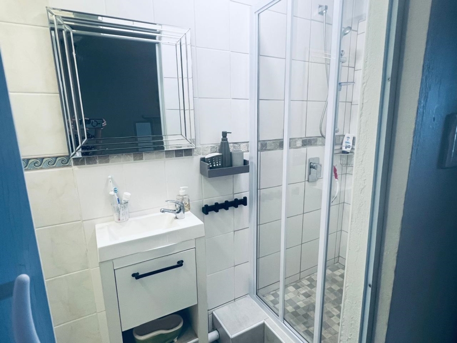 2 Bedroom Property for Sale in Manaba Beach KwaZulu-Natal