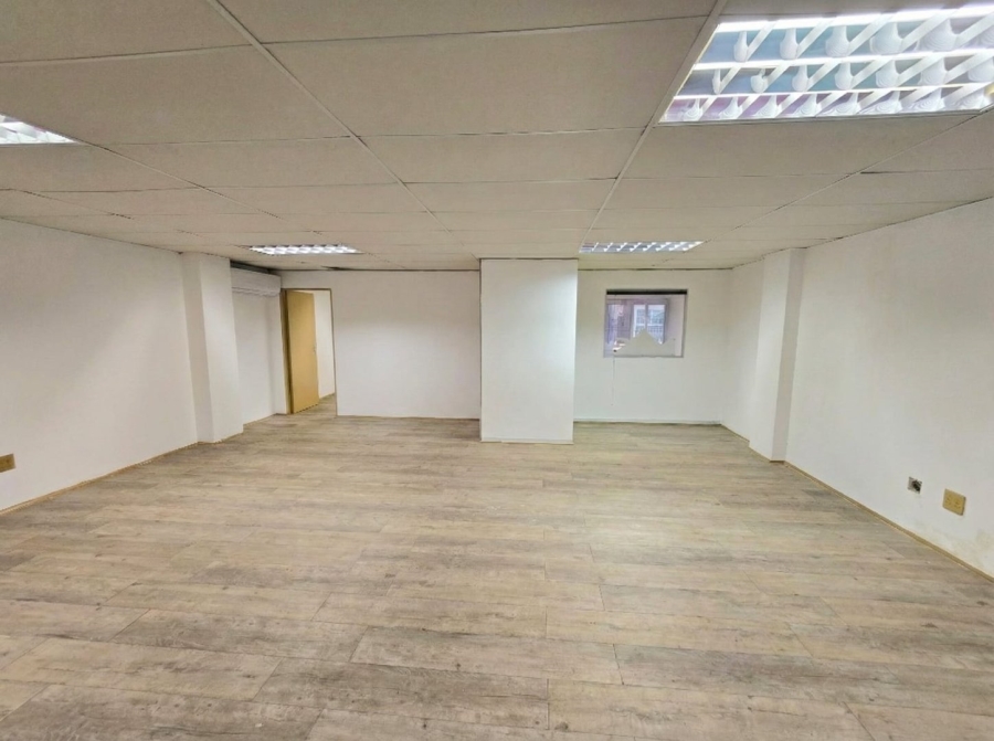 Commercial Property for Sale in Mount Edgecombe Ext 3 KwaZulu-Natal