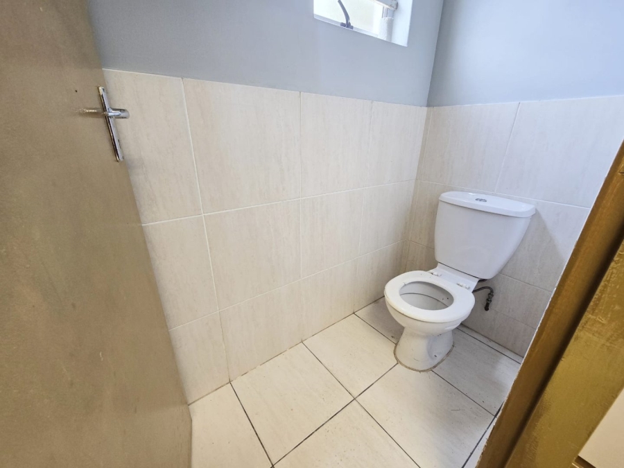 Commercial Property for Sale in Mount Edgecombe Ext 3 KwaZulu-Natal