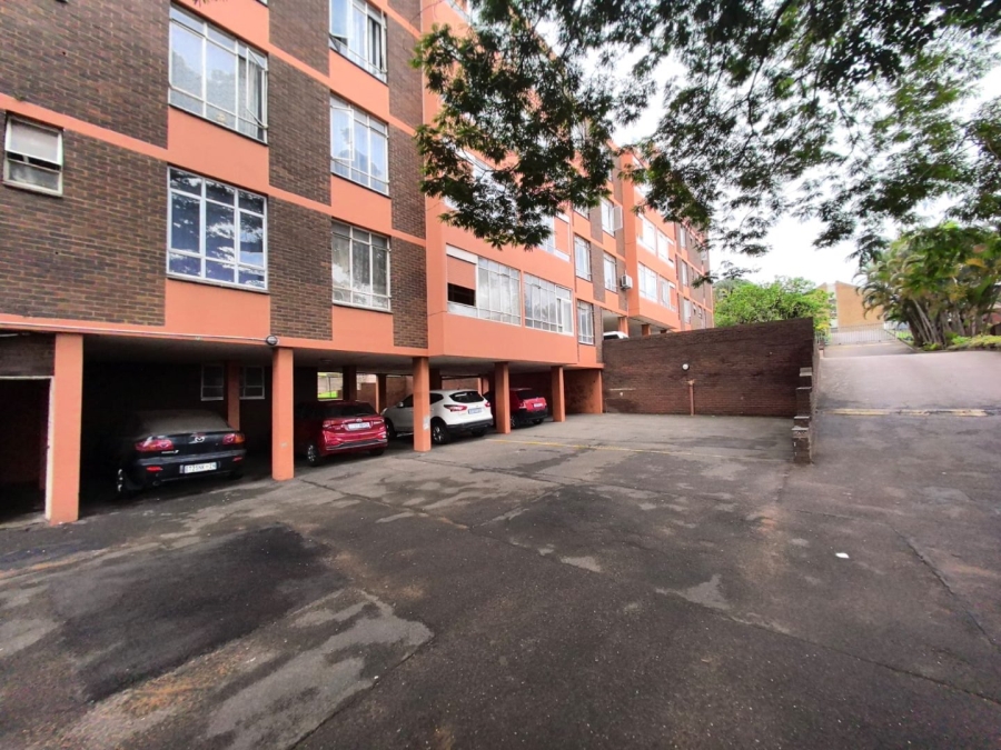 To Let 1 Bedroom Property for Rent in Montclair KwaZulu-Natal