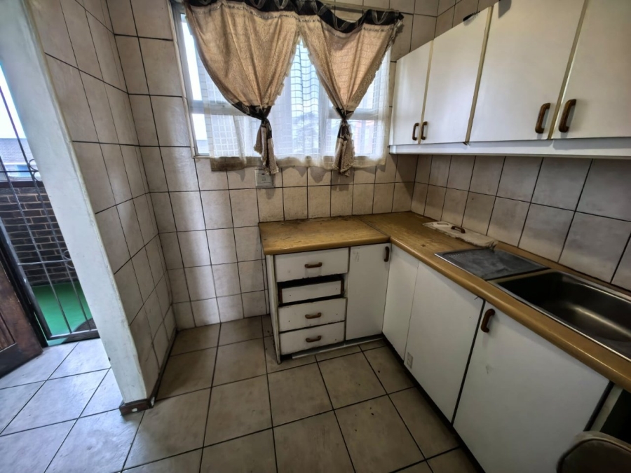 To Let 1 Bedroom Property for Rent in Montclair KwaZulu-Natal