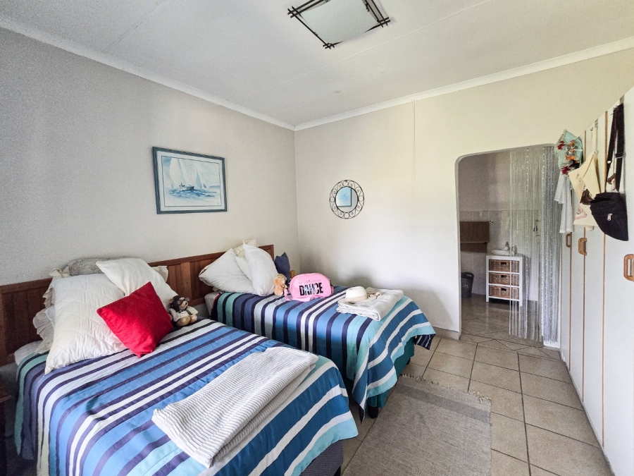 6 Bedroom Property for Sale in Ramsgate KwaZulu-Natal