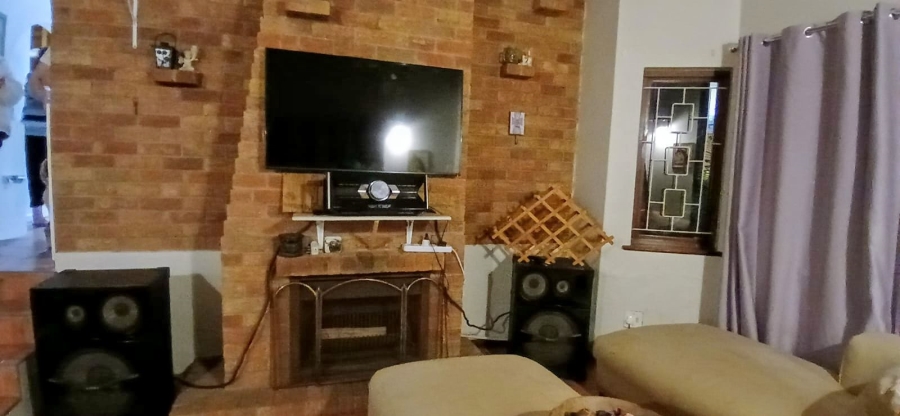  Bedroom Property for Sale in Kloof KwaZulu-Natal