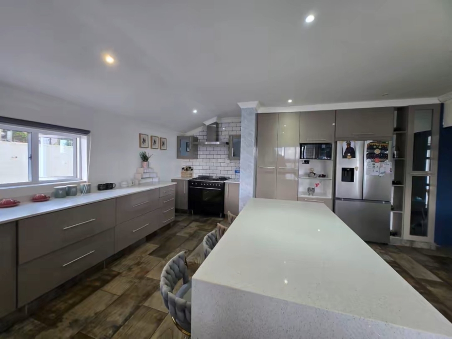 4 Bedroom Property for Sale in Ixopo KwaZulu-Natal