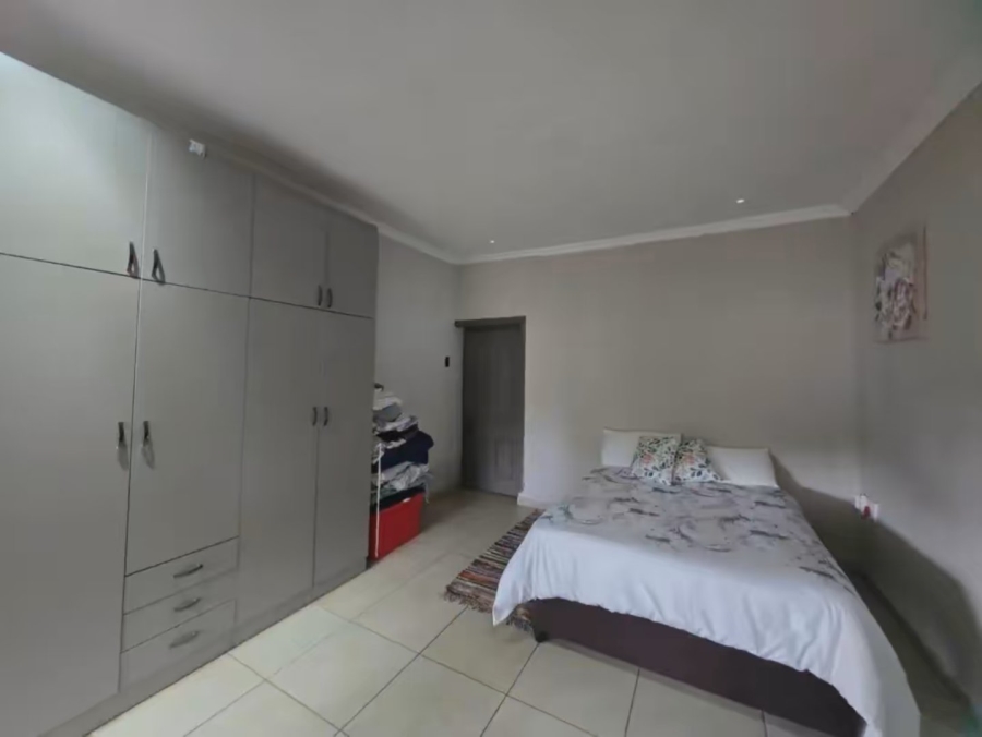 4 Bedroom Property for Sale in Ixopo KwaZulu-Natal