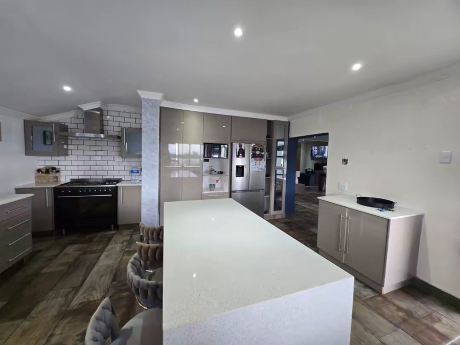 4 Bedroom Property for Sale in Ixopo KwaZulu-Natal