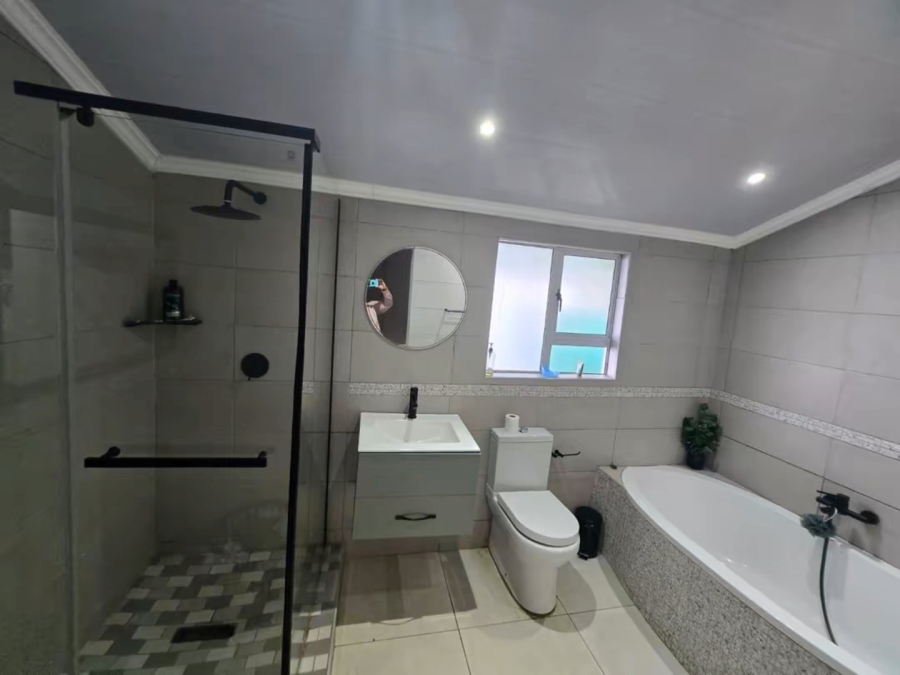 4 Bedroom Property for Sale in Ixopo KwaZulu-Natal