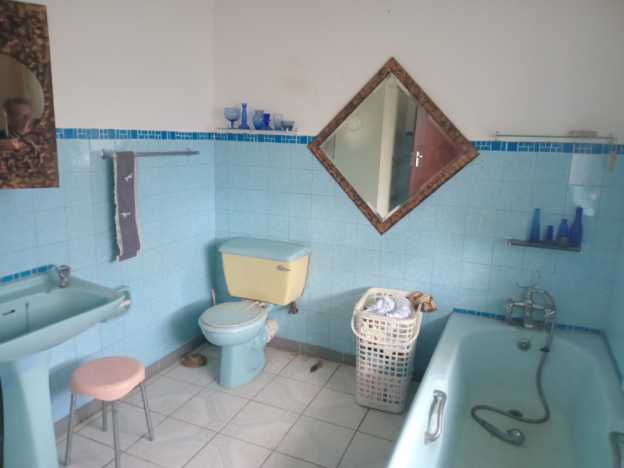 4 Bedroom Property for Sale in St Michaels On Sea KwaZulu-Natal