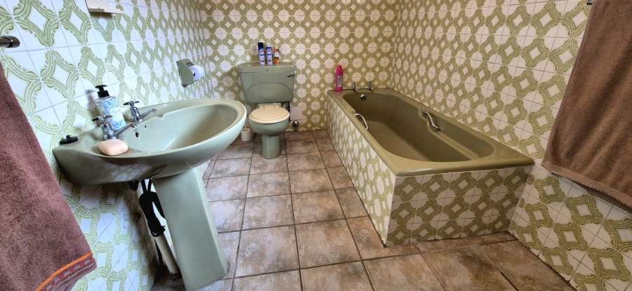 4 Bedroom Property for Sale in Pioneer Park KwaZulu-Natal