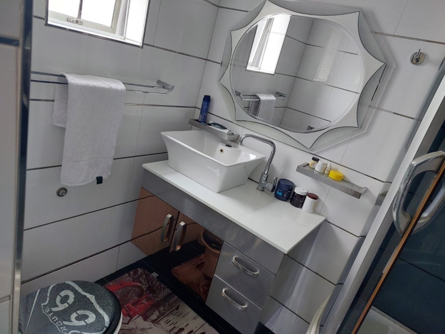 3 Bedroom Property for Sale in Brighton Beach KwaZulu-Natal