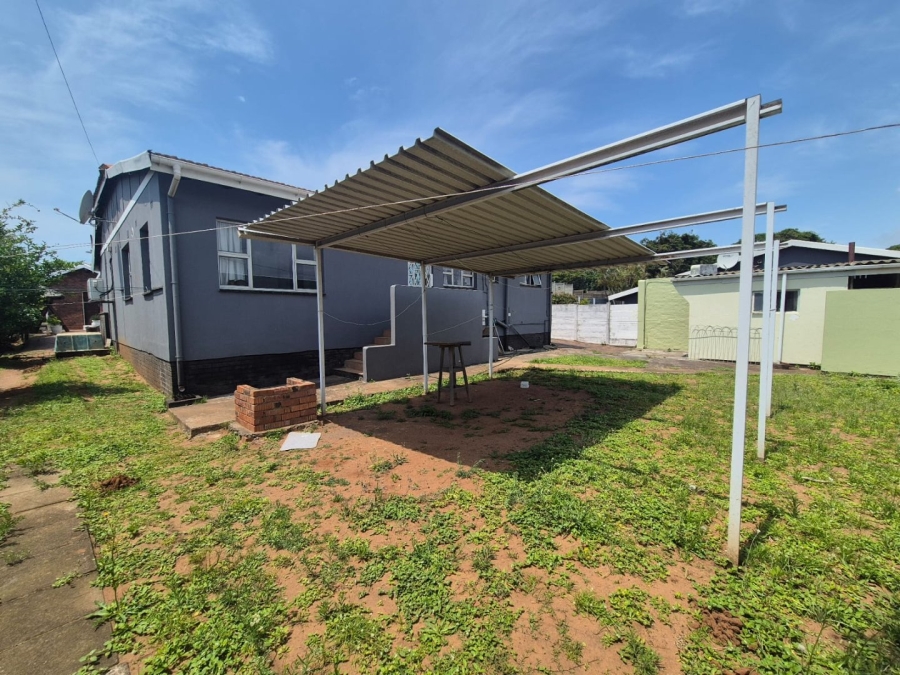 3 Bedroom Property for Sale in Brighton Beach KwaZulu-Natal