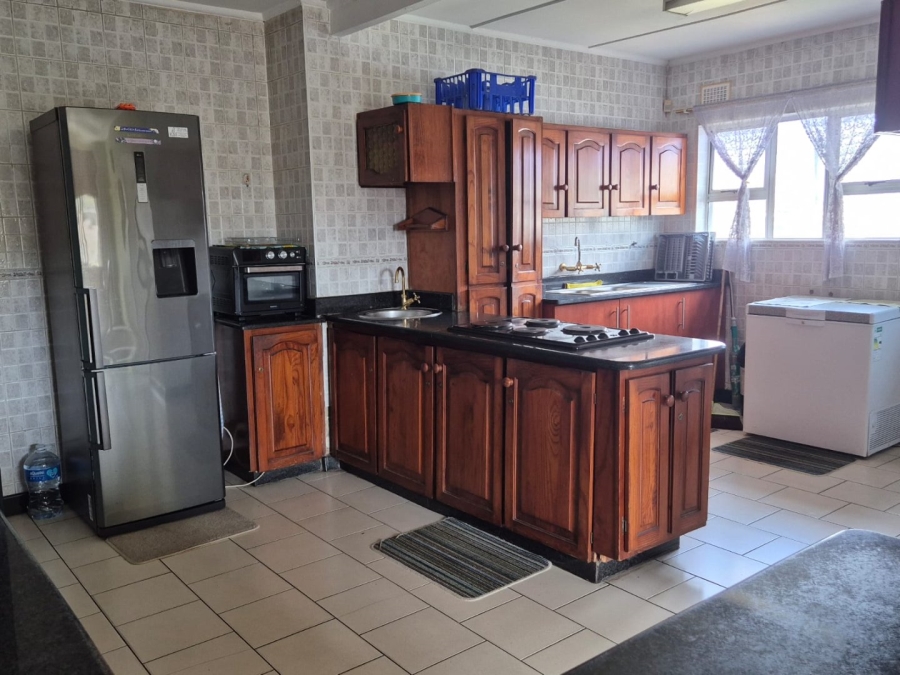 3 Bedroom Property for Sale in Brighton Beach KwaZulu-Natal