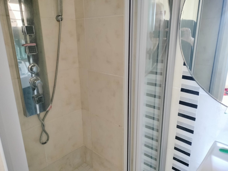 2 Bedroom Property for Sale in Manaba Beach KwaZulu-Natal