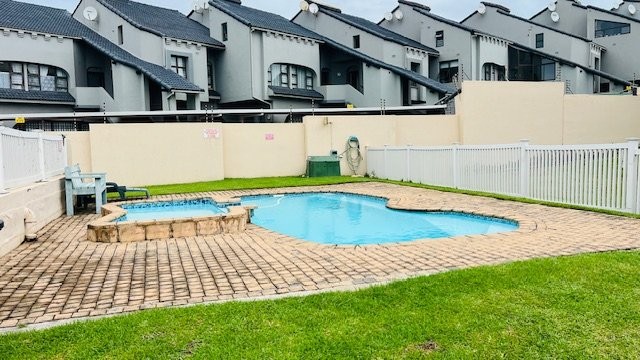 3 Bedroom Property for Sale in Uvongo KwaZulu-Natal