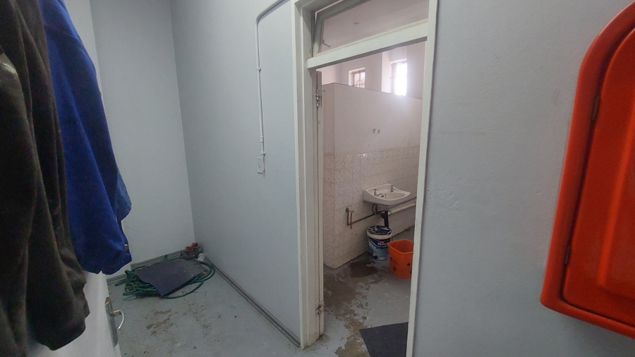 To Let commercial Property for Rent in Windermere KwaZulu-Natal