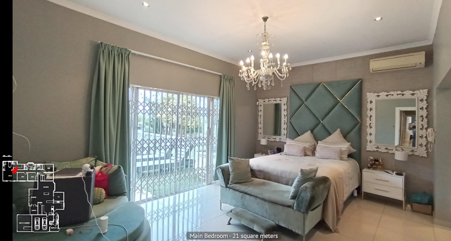 5 Bedroom Property for Sale in Kloof KwaZulu-Natal