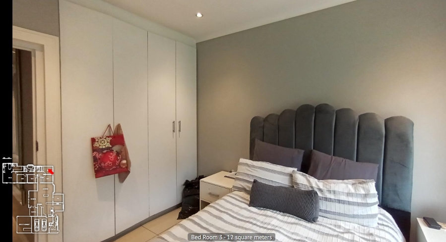 5 Bedroom Property for Sale in Kloof KwaZulu-Natal