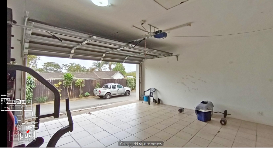 5 Bedroom Property for Sale in Kloof KwaZulu-Natal