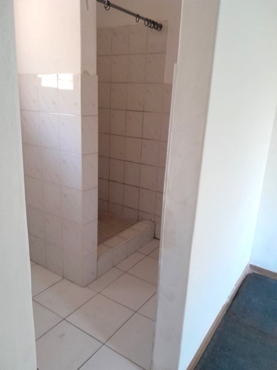 To Let 3 Bedroom Property for Rent in Queensburgh KwaZulu-Natal