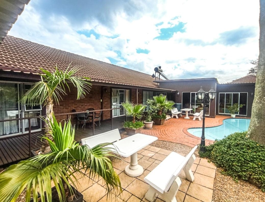 12 Bedroom Property for Sale in Scottsville KwaZulu-Natal