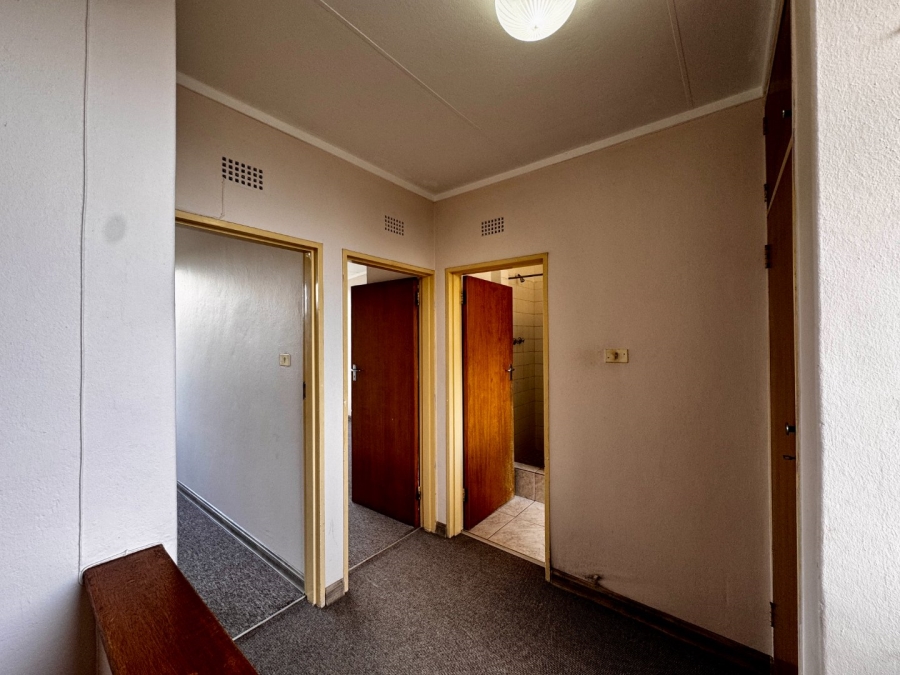 To Let 2 Bedroom Property for Rent in Huttenheights KwaZulu-Natal