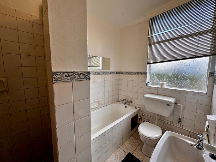 To Let 2 Bedroom Property for Rent in Huttenheights KwaZulu-Natal