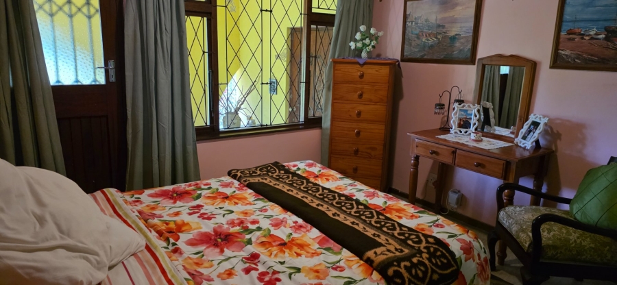 3 Bedroom Property for Sale in Umtentweni KwaZulu-Natal
