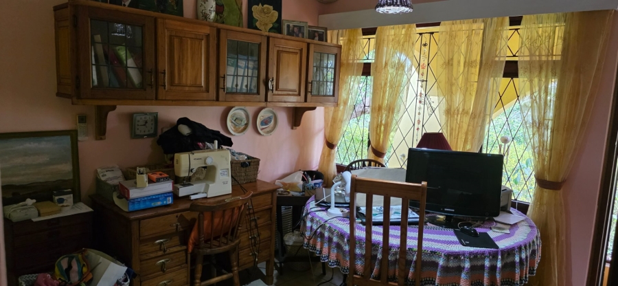 3 Bedroom Property for Sale in Umtentweni KwaZulu-Natal