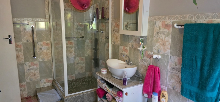 3 Bedroom Property for Sale in Umtentweni KwaZulu-Natal