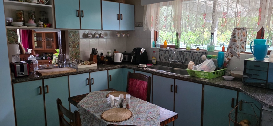 3 Bedroom Property for Sale in Umtentweni KwaZulu-Natal