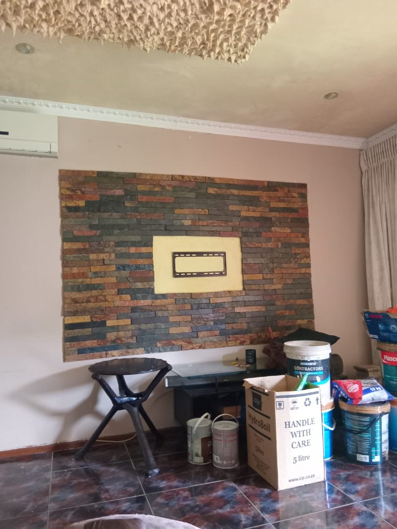 2 Bedroom Property for Sale in Esikhawini KwaZulu-Natal