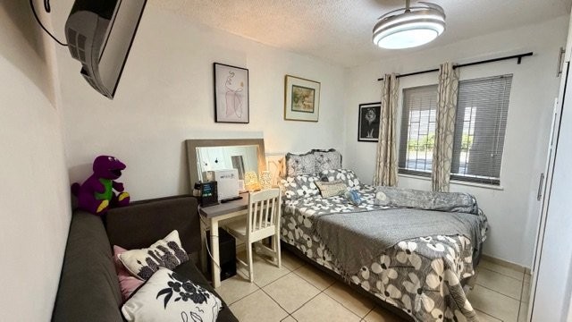 2 Bedroom Property for Sale in Manaba Beach KwaZulu-Natal