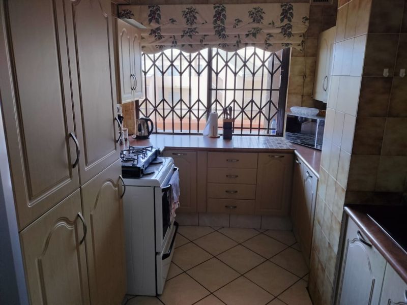 4 Bedroom Property for Sale in St Michaels On Sea KwaZulu-Natal