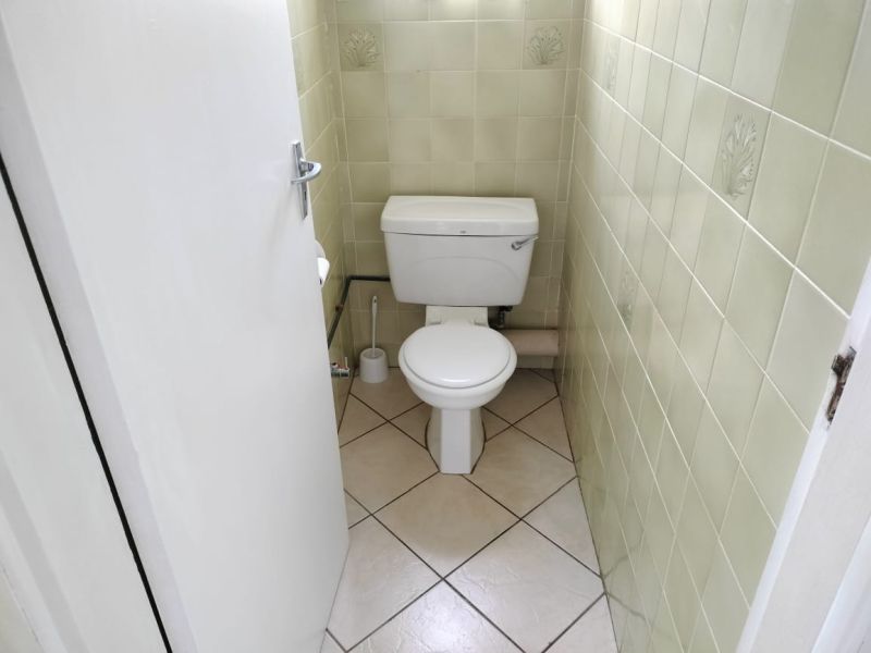 4 Bedroom Property for Sale in St Michaels On Sea KwaZulu-Natal