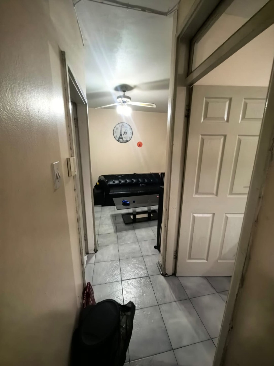 2 Bedroom Property for Sale in Montclair KwaZulu-Natal