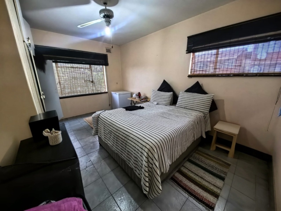 2 Bedroom Property for Sale in Montclair KwaZulu-Natal