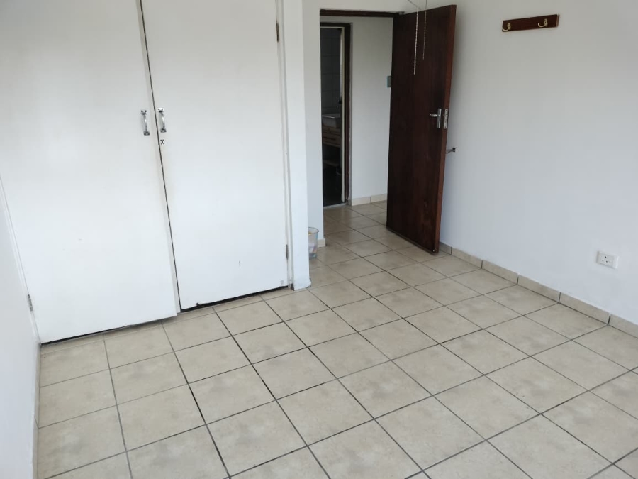 2 Bedroom Property for Sale in Lawrence Rocks KwaZulu-Natal