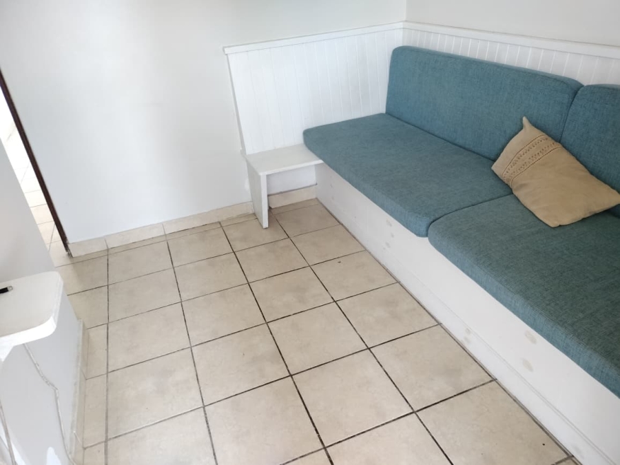 2 Bedroom Property for Sale in Lawrence Rocks KwaZulu-Natal