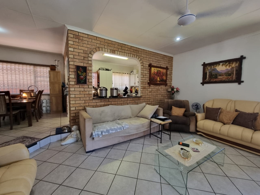 3 Bedroom Property for Sale in Margate KwaZulu-Natal