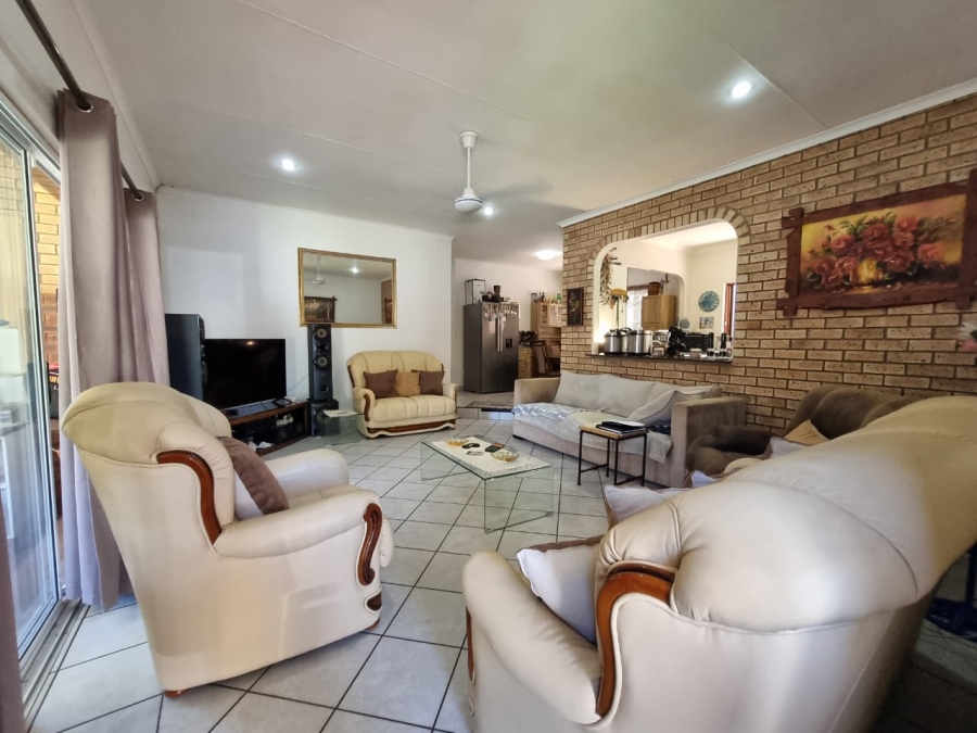 3 Bedroom Property for Sale in Margate KwaZulu-Natal